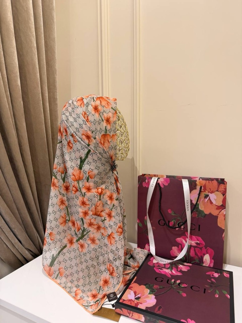 Gucci GG floral blossom print 100% silk scarf 40x40in georgette scarf‼️LAST ONE